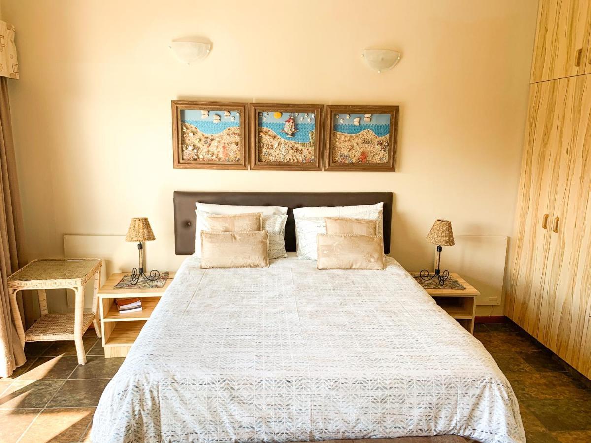 Marina Martinique B&B Jeffreys Bay Dış mekan fotoğraf